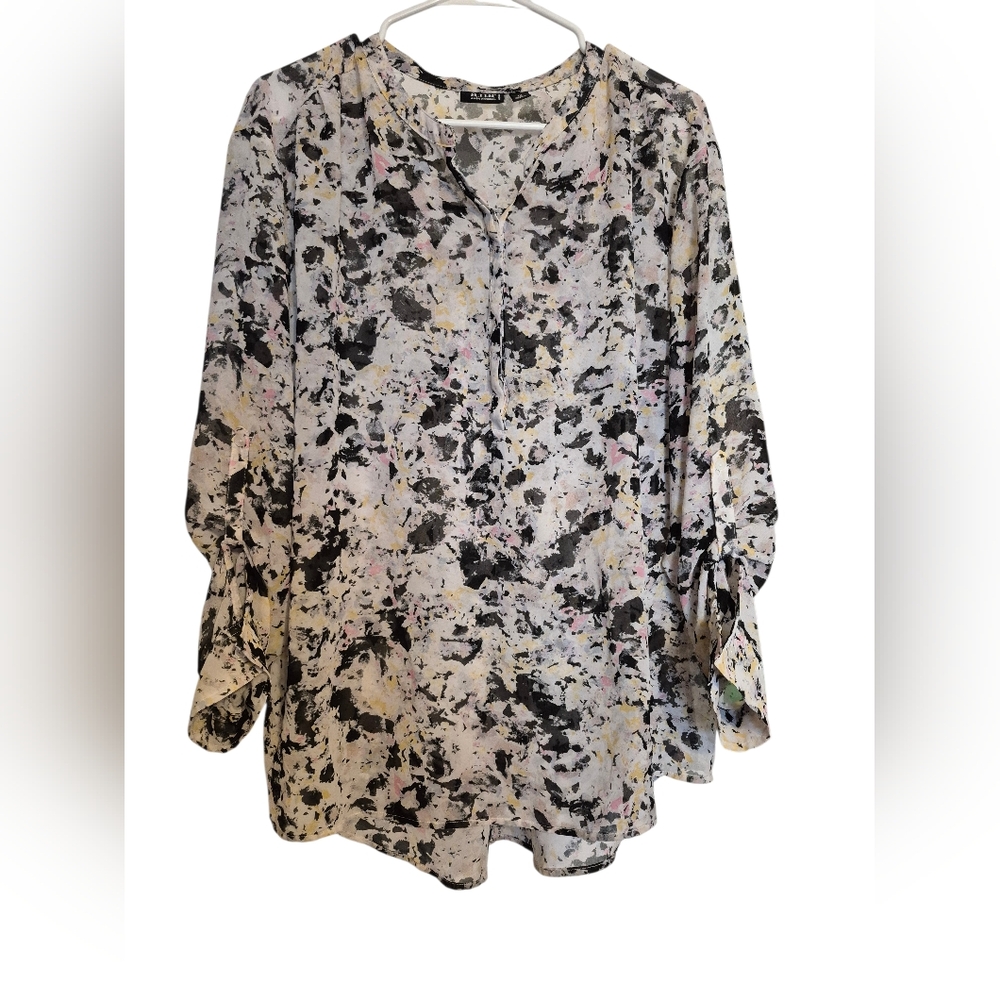a.n.a Black and White Abstract Blouse With Pastels